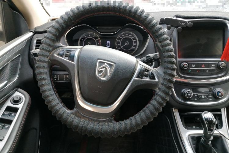 Used Baojun 560 2016 1.5T Manual Luxury Version
