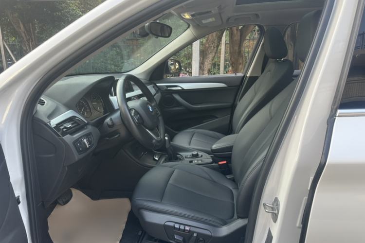 Used BMW X1 2019 sDrive20Li Leading Model
