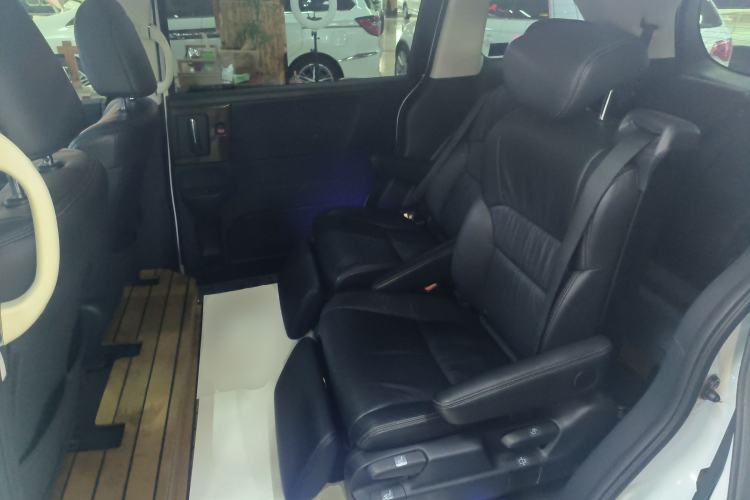 Used Honda Odyssey 2015 Updated Version 2.4L Smart Edition
