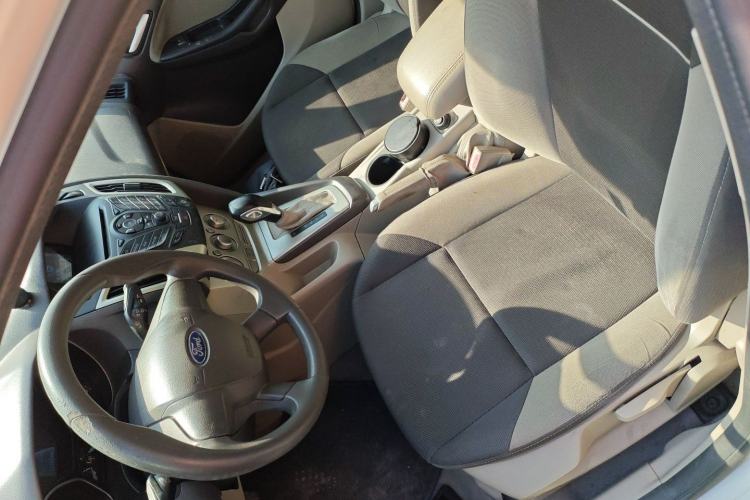 Used Ford Focus 2012 Sedan 1.6L Automatic Comfort Model
