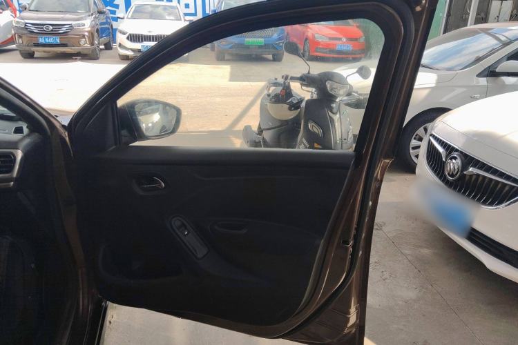 Used Peugeot 301 2014 1.6L Manual Comfort Edition
