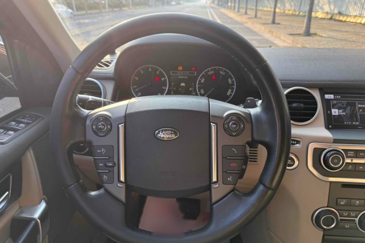 Used Land Rover Discovery 2016 3.0 SC V6 SE
