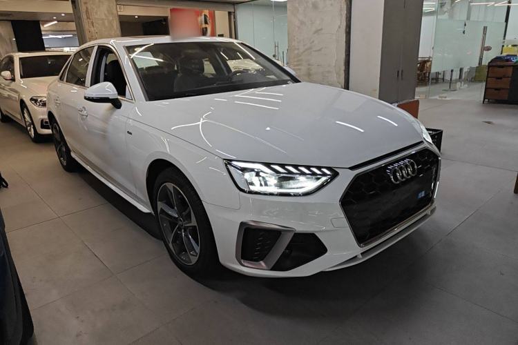 Used Audi A4L 2025 2 Million Units Enjoyment Version 40 TFSI Stylish and Dynamic Type
