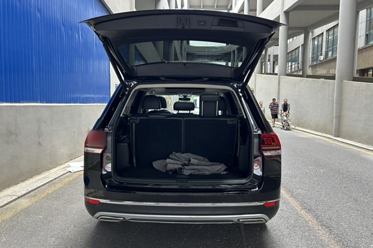 Used Volkswagen Teramont 2019 330TSI Two-Wheel-Drive Luxury Edition China V Standard
