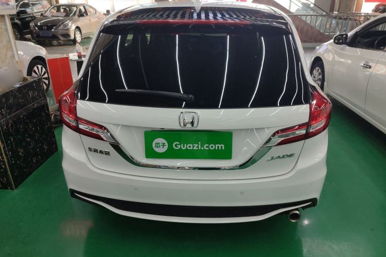 Used Honda Jade 2017 1.8L automatic Comfort version 5 seats
