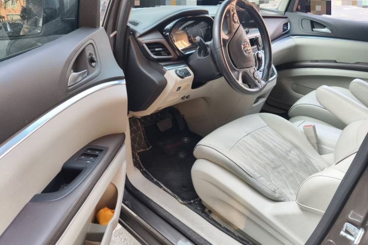 Used Buick GL8 2021 Land Cruiser Executive Class 652T Luxury Model
