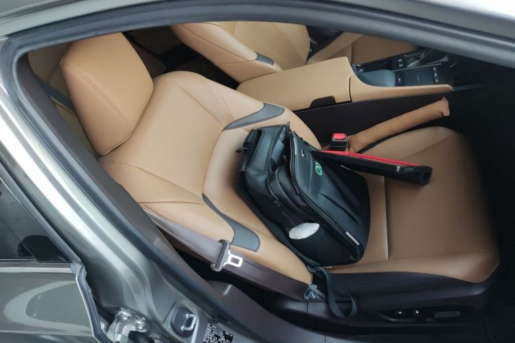 Used Lexus ES 2020 200 Excellence Edition
