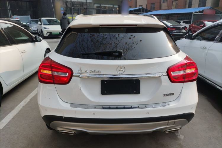 Used Mercedes-Benz GLA 2016 GLA 200 Fashion Model
