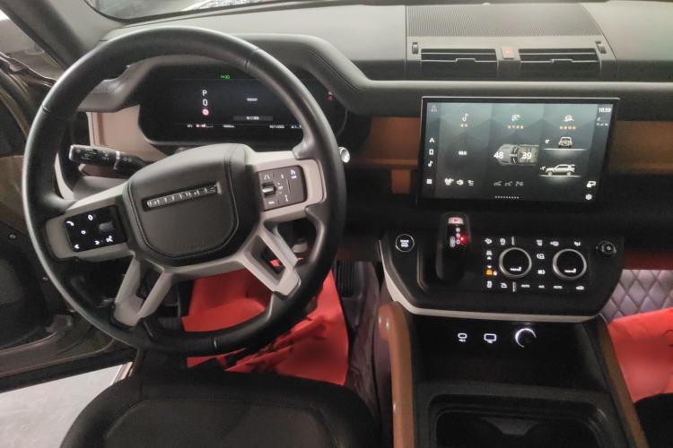 Used Land Rover Defender 2023 Facelift 110 3.0T P400 X-DYNAMIC HSE
