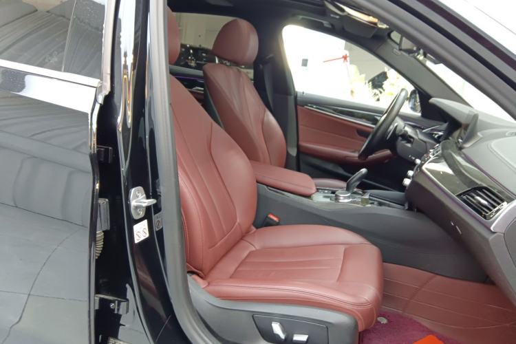 Used BMW 5 Series 2020 530Li Leading Model M Sport Package
