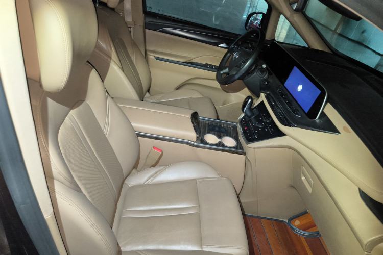 Used Buick GL8 2020 ES Land Cruiser 653T Luxury Model