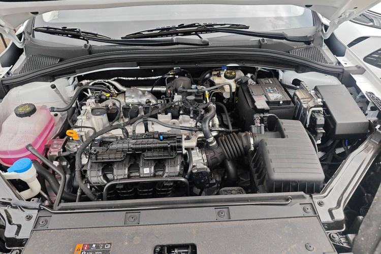 Used Roewe i5 2023 1.5L CVT Luxury Edition
