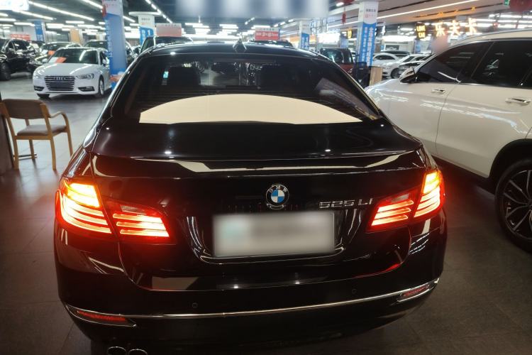 Used BMW 5 Series 2014 525Li Luxury Design Package