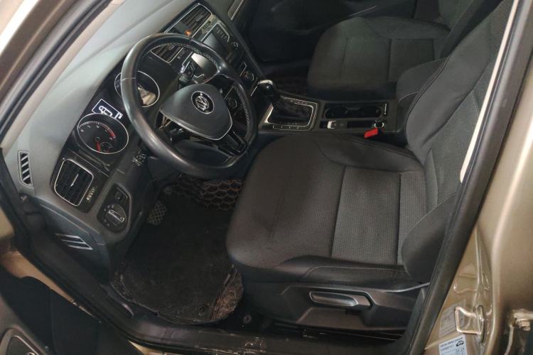 Used Volkswagen Golf 2017 230TSI Automatic Comfort Edition – Celebrating Milestone of One Million Units
