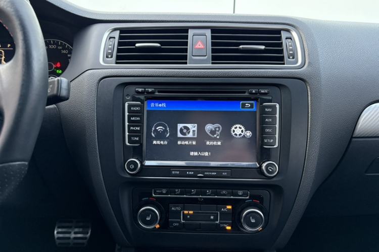 Used Volkswagen Sagitar 2013 2.0 TSI GLI
