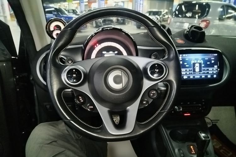 Used smart fortwo 2018 0.9T 66 kW Flowing Green Special Edition China V Standard