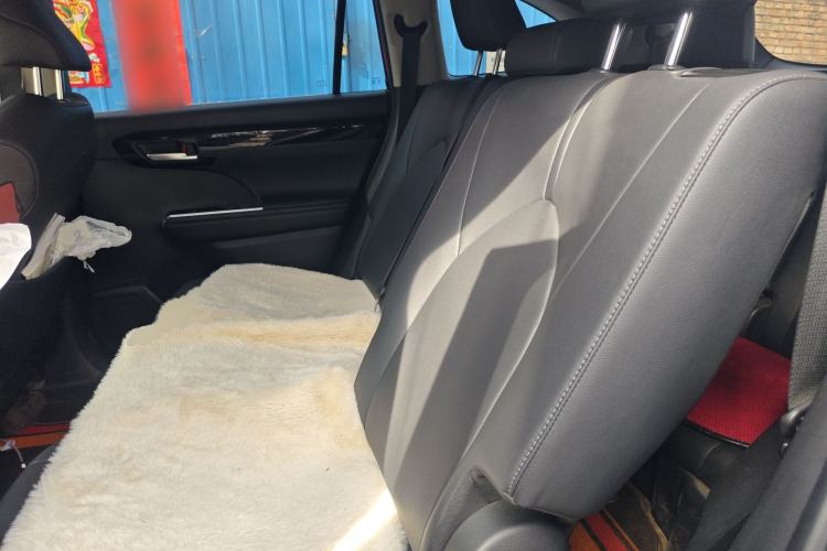 Used Toyota Highlander 2022 Dual-Engine 2.5L Four-Wheel Drive Luxury Edition 7 Seats