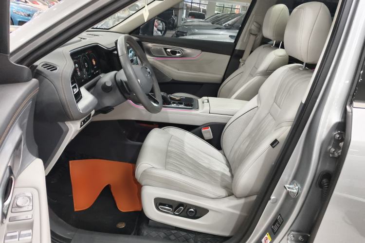 Used GAC Trumpchi GS8 2022 Flagship Series 2.0 TGDI Four-Wheel Drive Luxury Smart Connectivity Version (7 Seats)
