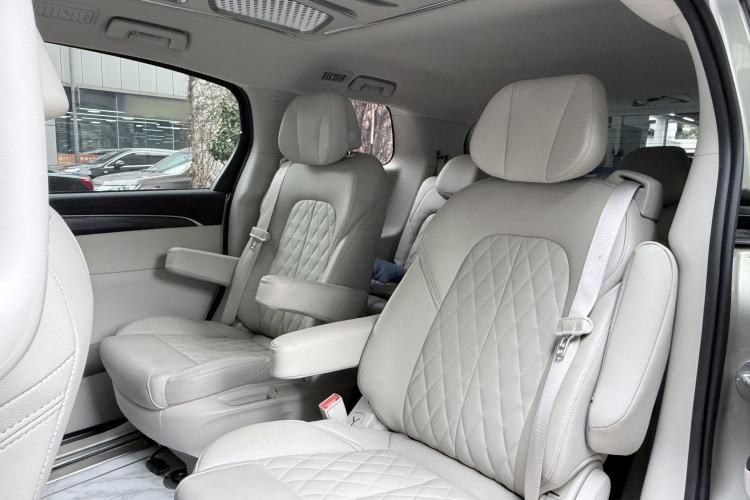 Used Buick GL8 2023 ES Lu Zun Comfort Model