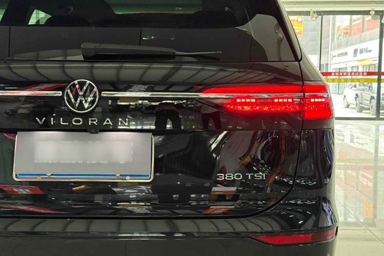 Used Volkswagen Viloran 2020 380TSI Prestige Edition
