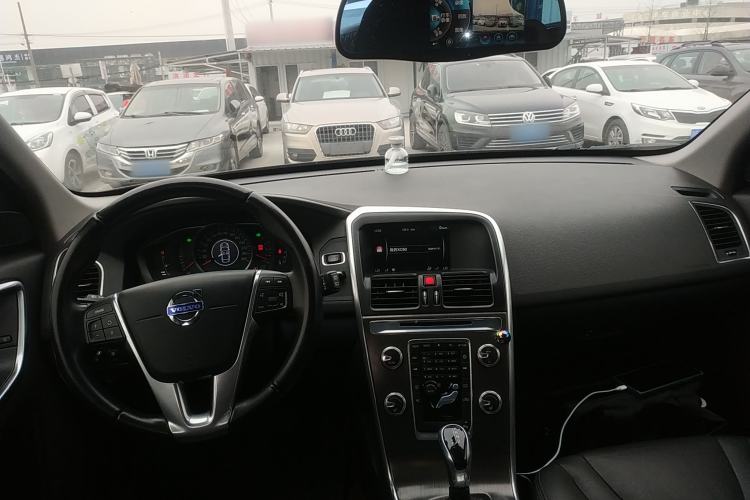Used Volvo XC60 2015 T5 Zhiyi Edition
