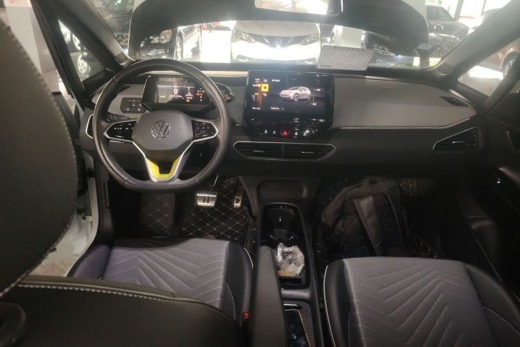 Used Volkswagen ID.3 2024 Outstanding Edition
