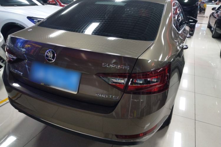 Used Skoda Superb 2018 TSI280 DSG Comfort Edition China VI Standard