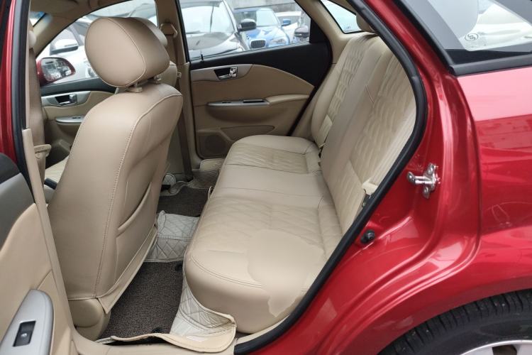 Used Buick Excelle 2013 1.5L Automatic Classic Model
