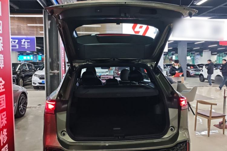 Used Volkswagen Tayron 2025 Tiguan L 380TSI 4Motion Luxury
