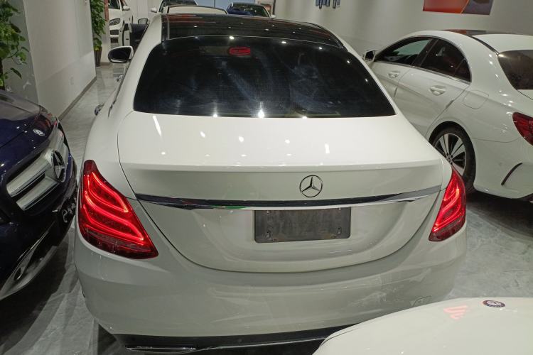 Used Mercedes-Benz C-Class 2017 Facelift C 200 L
