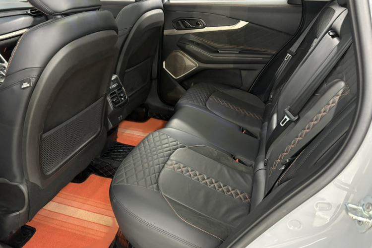 Used  Lingyun 2021 400T Four-Wheel Drive Star Prestige Edition