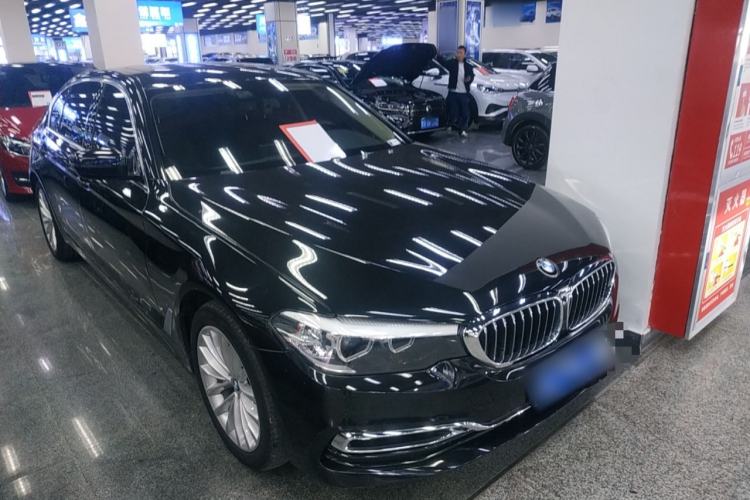 Used BMW 5 Series 2019 525Li Luxury Package
