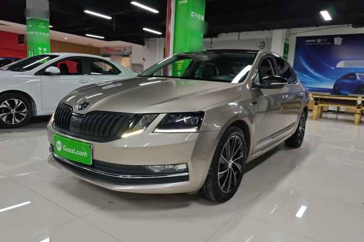 Used Skoda Octavia 2018 TSI280 DSG Flagship Edition
