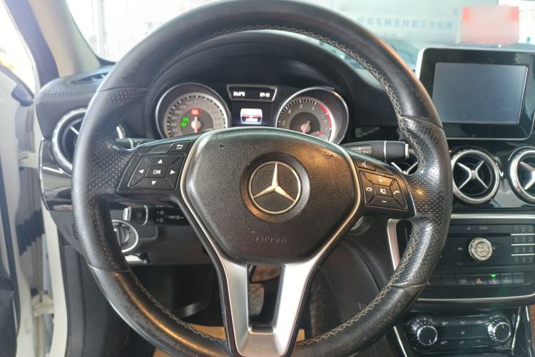 Used Mercedes-Benz GLA 2016 GLA 200 Fashion Model
