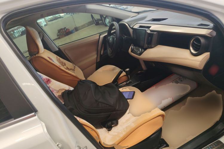 Used Toyota RAV4 2013 2.0L CVT Four-Wheel Drive New Edition
