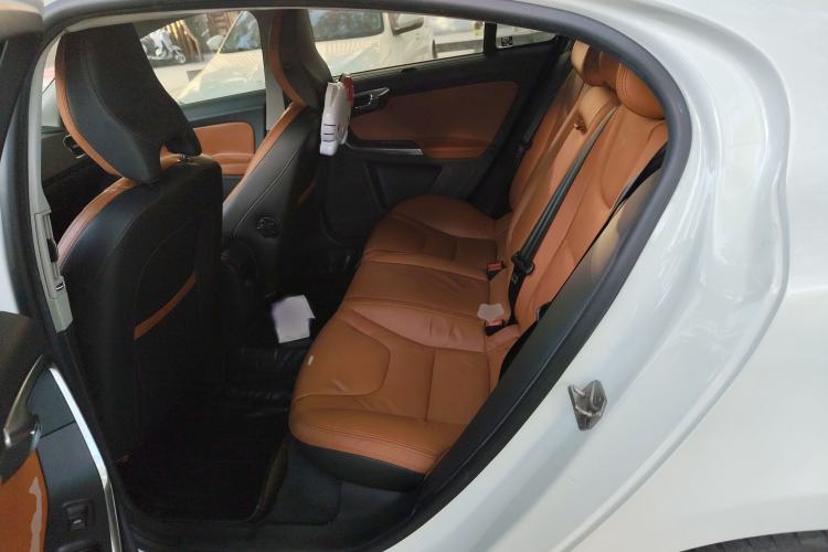 Used Volvo S60 2015 S60L T5 Intelligent Drive Edition
