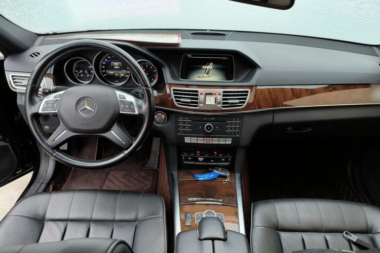 Used Mercedes-Benz E-Class 2015 Revised E 260 L
