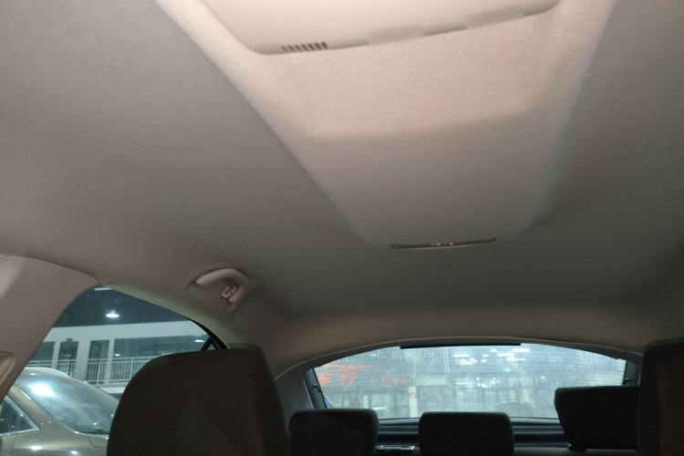 Used Skoda Octavia 2015 Classic Model 1.6L Automatic Elegance Edition
