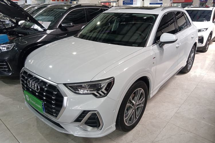 Used Audi Q3 2022 40 TFSI Fashion Dynamic Model
