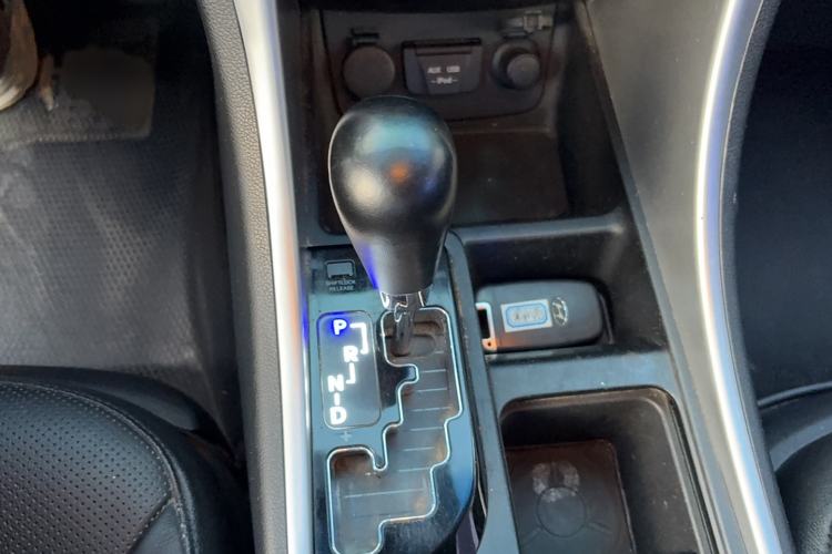 Used Hyundai Sonata 2013 2.0L Automatic Luxury Edition
