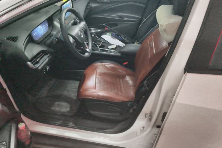 Used Buick Velite 6 2024 450km Range Commuter Version
