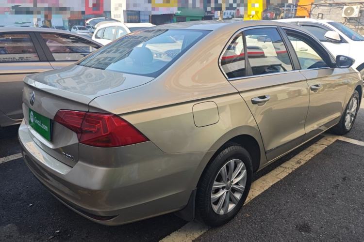 Used Volkswagen Bora 2017 1.6L Automatic Fashion Model