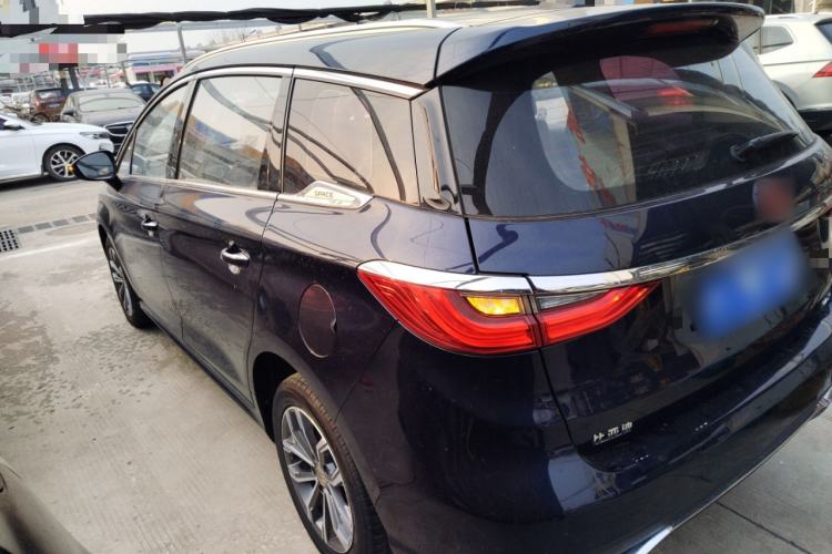 Used BYD Song MAX 2019 1.5T Automatic Smart Connect Ruiyi Sunroof Version 6 Seats China VI Standard
