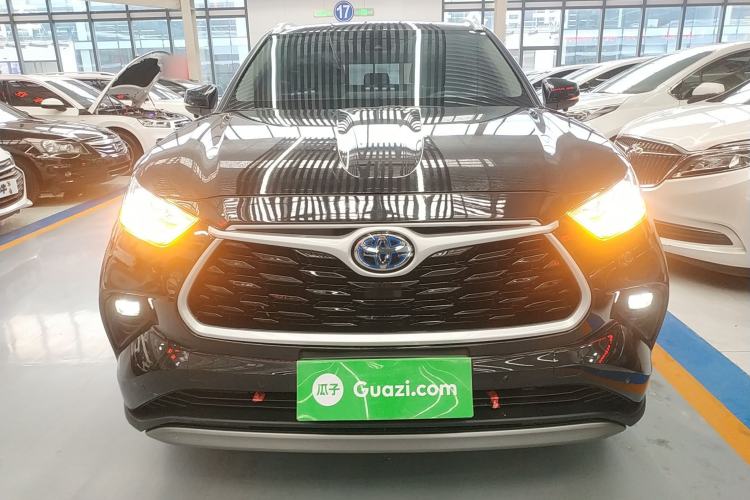 Used Toyota Highlander 2022 Dual-Engine 2.5L Four-Wheel Drive Prestige Version 7 Seats
