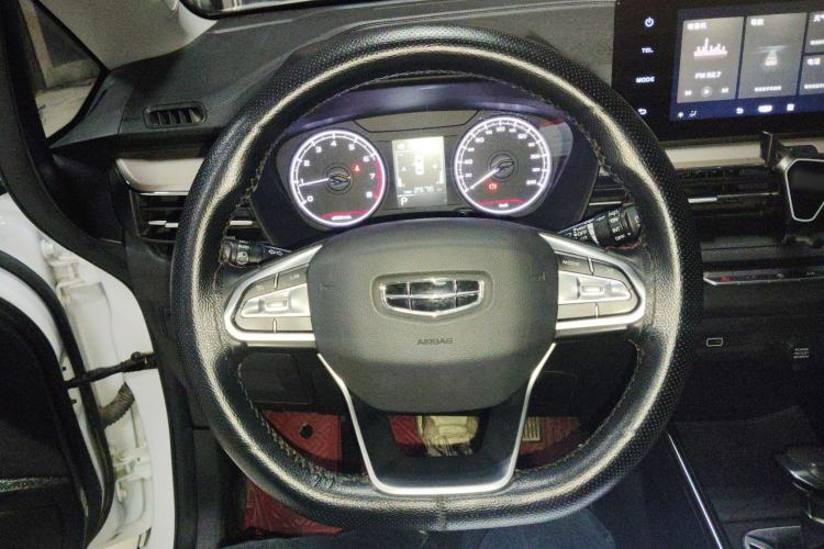 Used Geely Auto Vision X3 2021 PRO 1.5L CVT Deluxe Model
