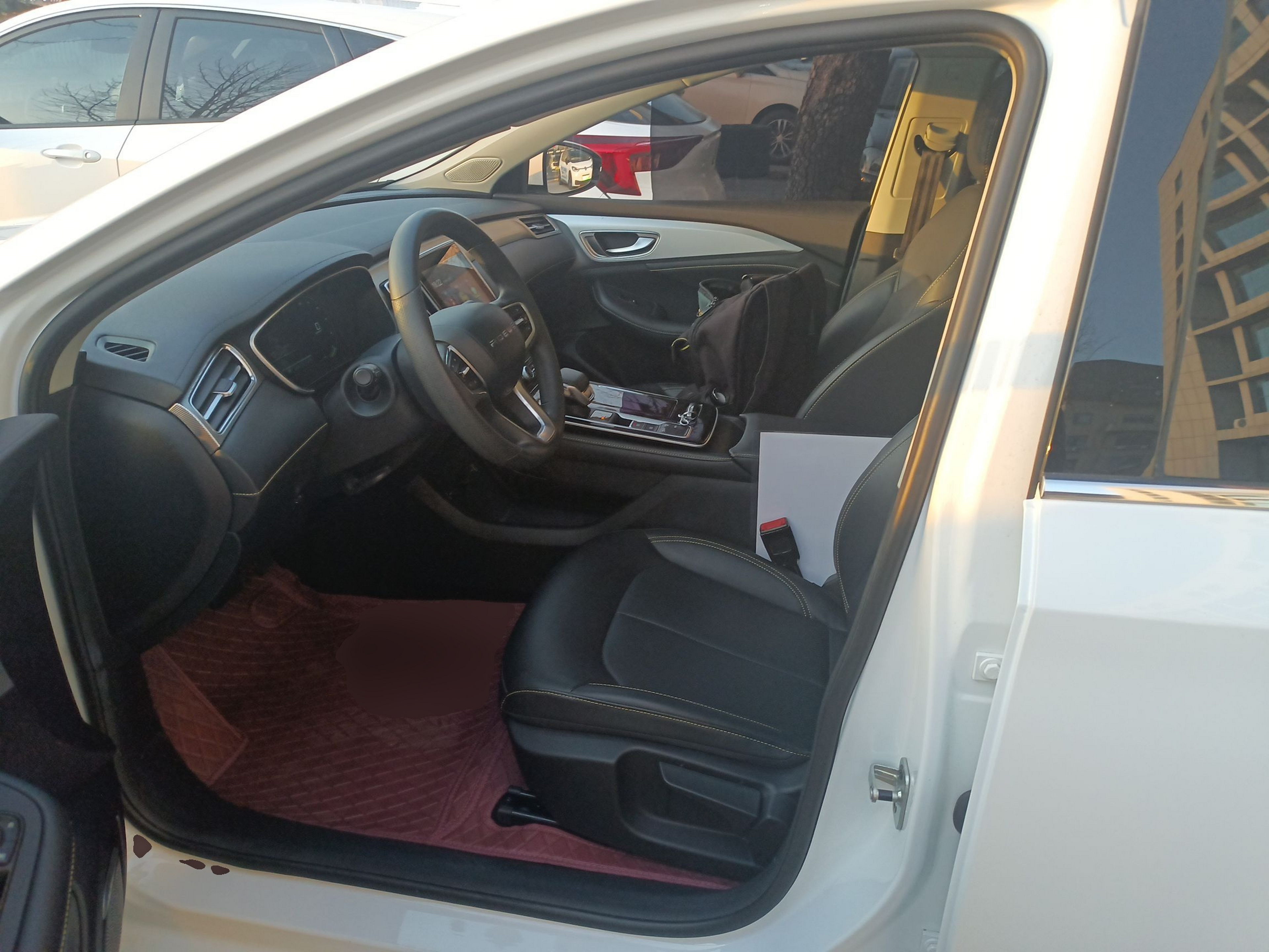 Переднее сиденье в автомобиле