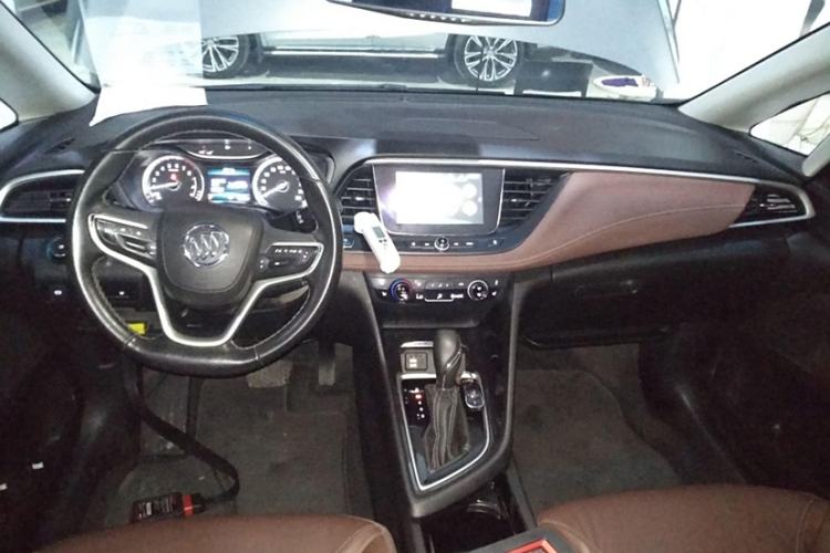 Used Buick GL6 2018 18T 6-Seater Luxury Model
