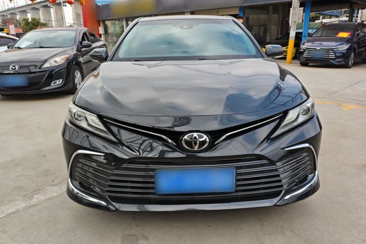 Used Toyota Camry 2021 2.0G Luxury Edition
