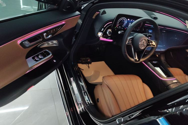 Used Mercedes-Benz E-Class 2024 Facelift E 300 L Luxury Edition
