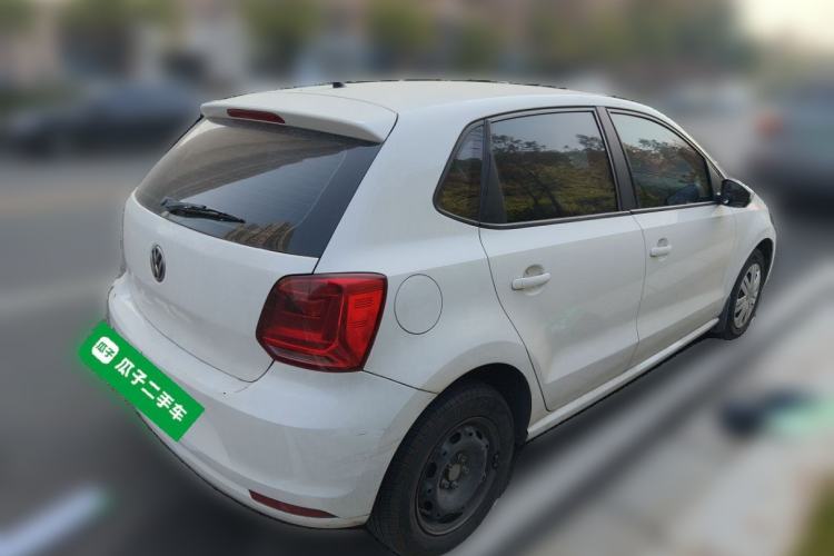 Used Volkswagen Polo 2016 1.4L Manual Fashion Model
